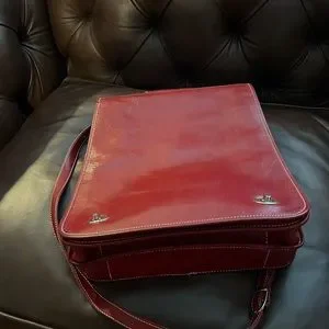 Bags | Red Leather Shoulder Purse Convertible To Backpack  display picture 2